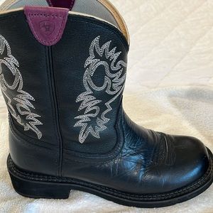 ARIAT COWBOY BOOTS